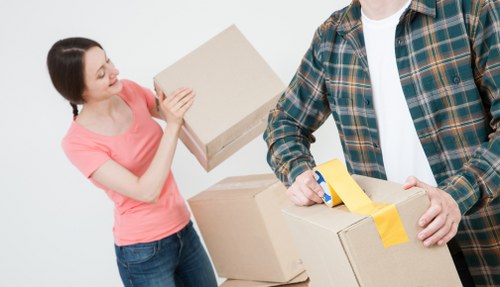 Clean and dry storage space for long-term storage in Feltham