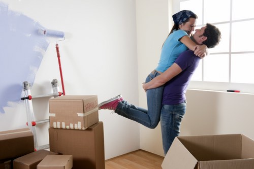 Clean and monitored storage units in Feltham