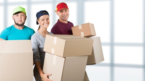 Customer vacating storage space before termination date