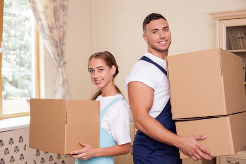 A smooth residential relocation service in Feltham
